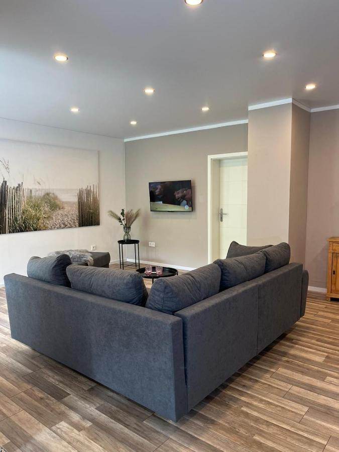 Ferienwohnung Goettert - Haus Erika Beckingen Bagian luar foto