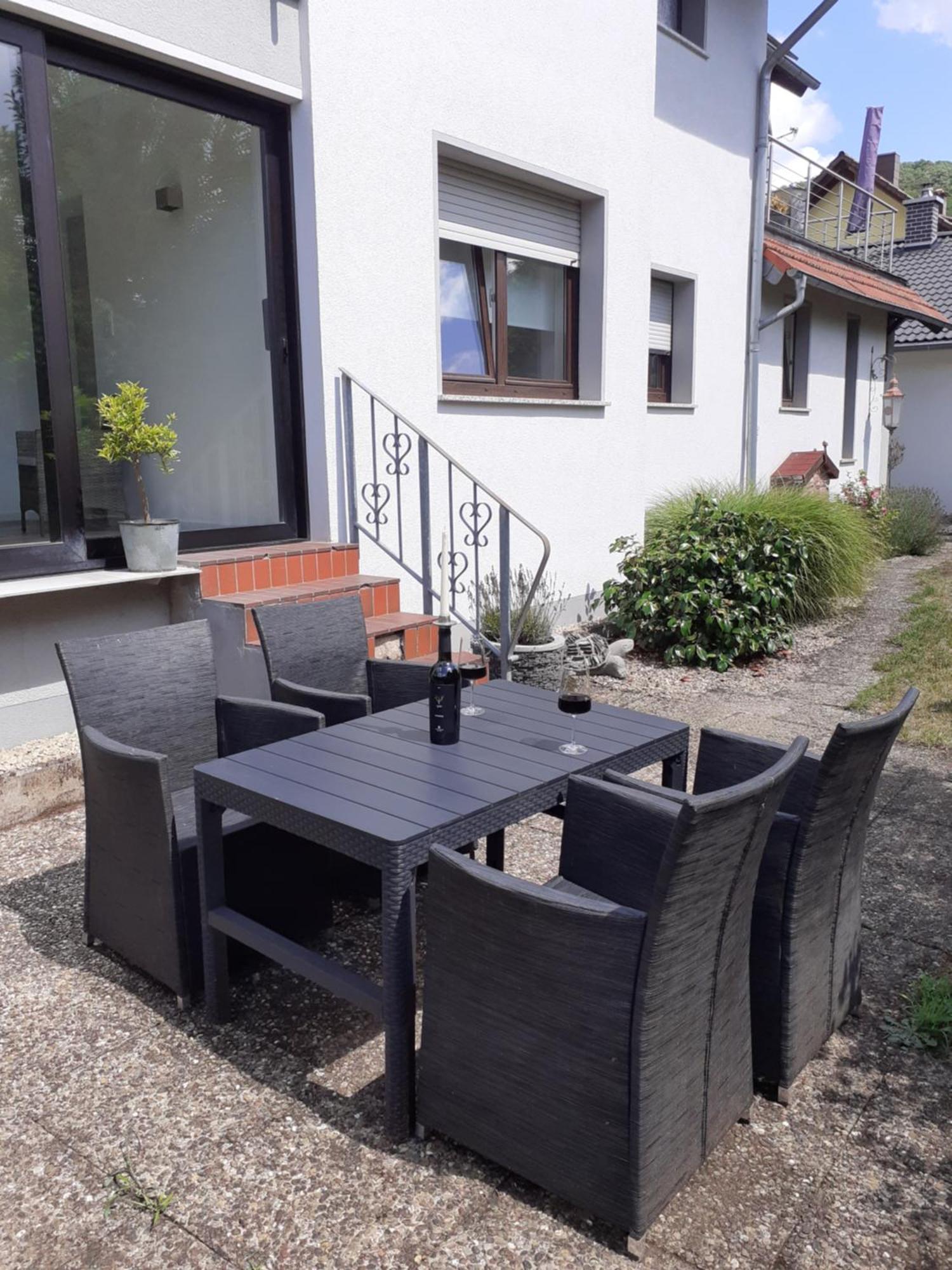 Ferienwohnung Goettert - Haus Erika Beckingen Bagian luar foto
